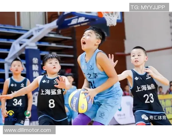 广州篮球队荣登篮球配合排行榜第三名欧冠足球赛事引发热议 广州篮球队荣登篮球配合排行榜第三名欧冠足球赛事引发热议